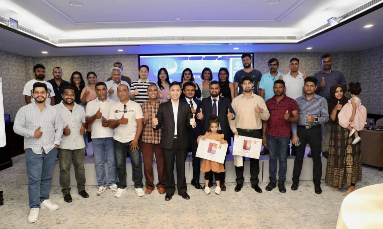 PG3 AI class participants gathered after a talk in Dubai
